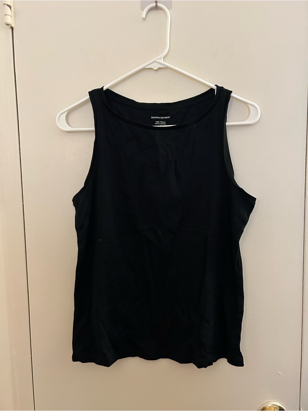 Banana Republic Luxe Touch Tank